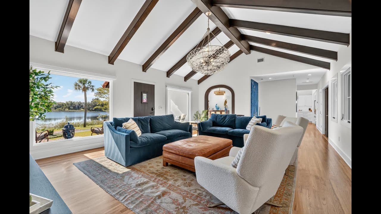 Lakefront Home on Lake Catherine Drive
